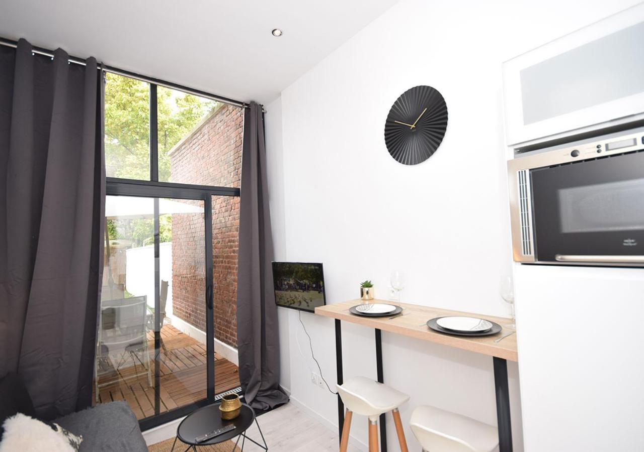 Hyper Centre Valenciennes - Wifi - Terrasse - Tramway - Lerelaisdodile2 Apartment ภายนอก รูปภาพ