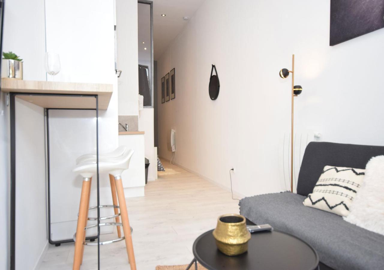 Hyper Centre Valenciennes - Wifi - Terrasse - Tramway - Lerelaisdodile2 Apartment ภายนอก รูปภาพ