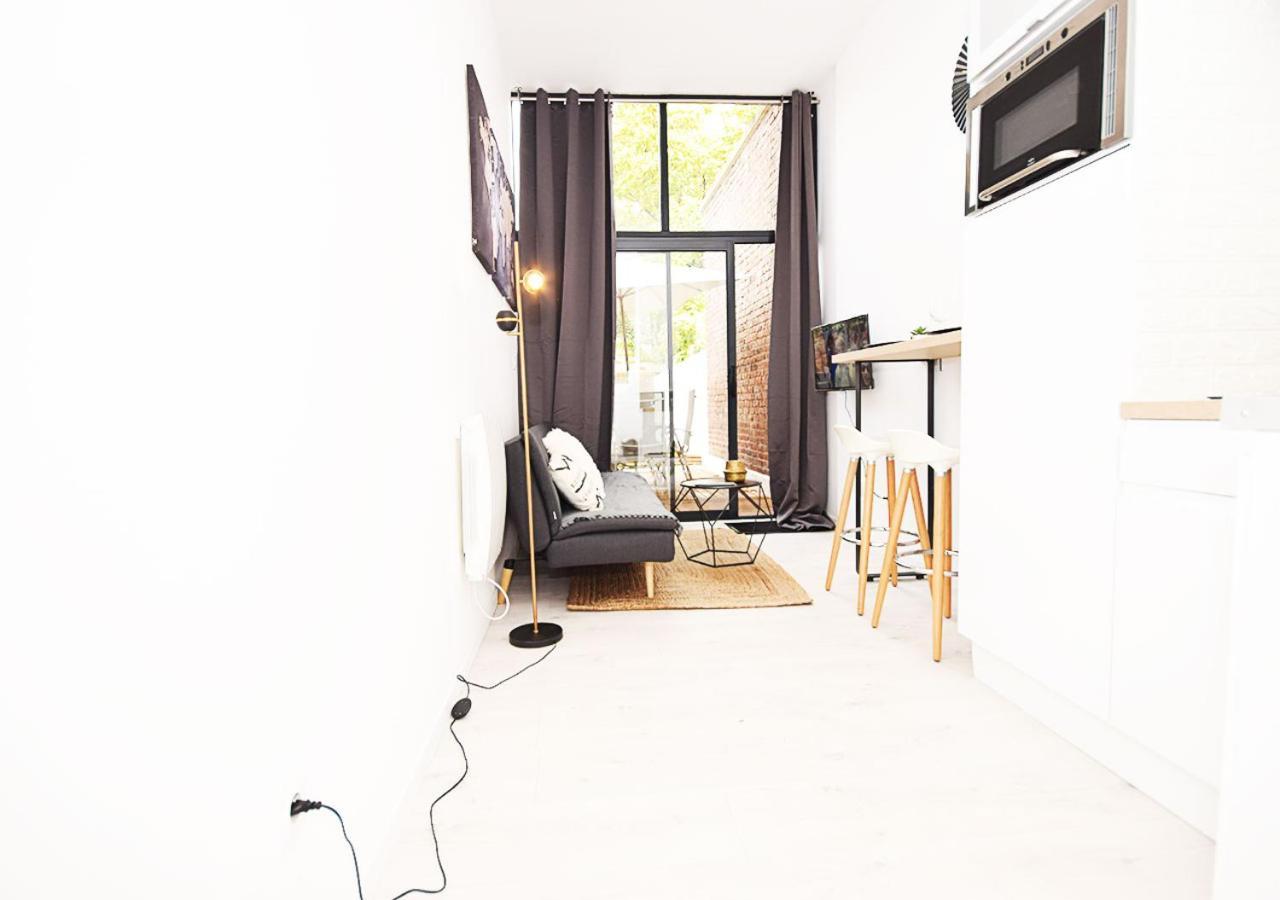 Hyper Centre Valenciennes - Wifi - Terrasse - Tramway - Lerelaisdodile2 Apartment ภายนอก รูปภาพ